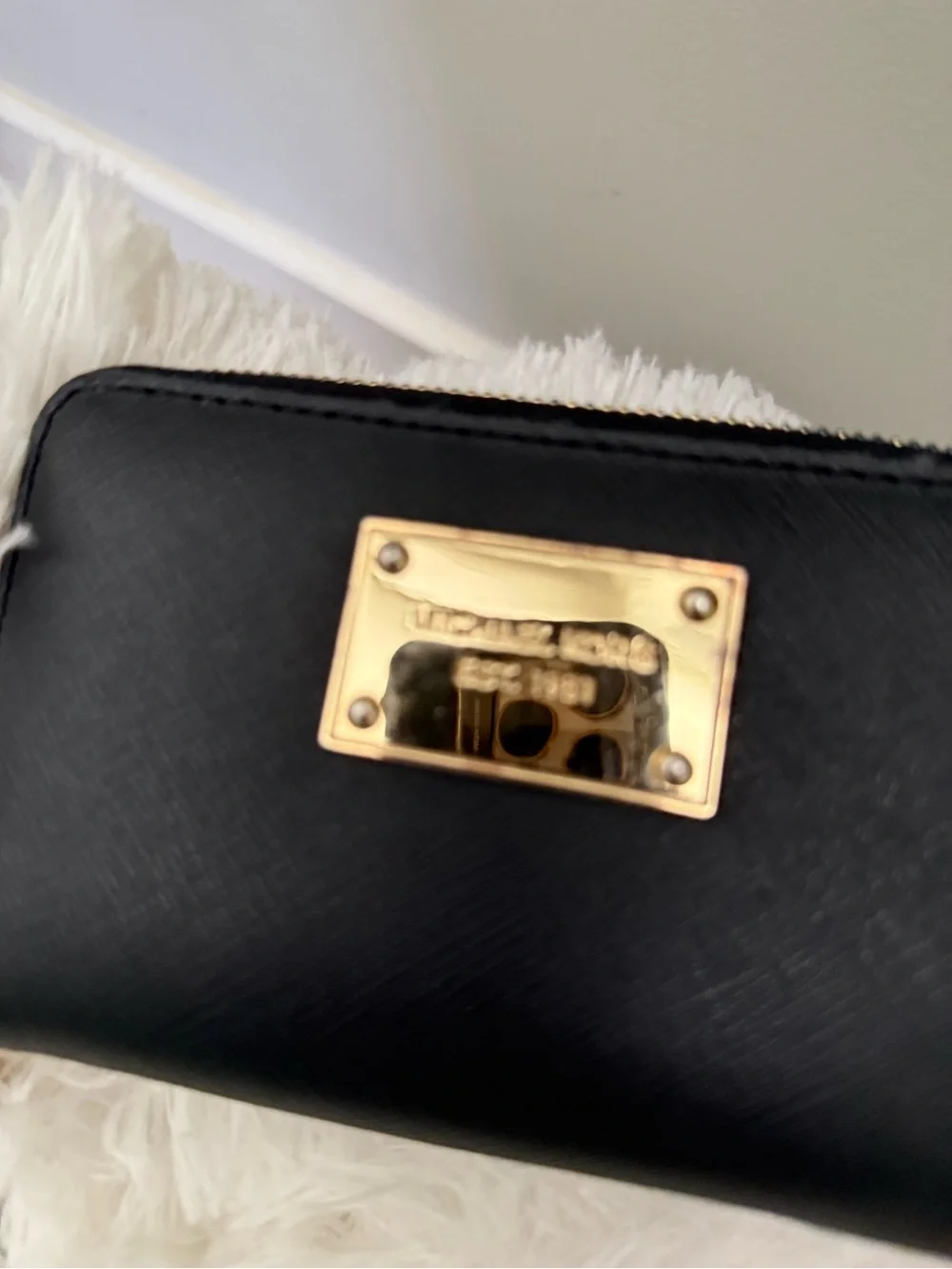 Michael Kors compact michael